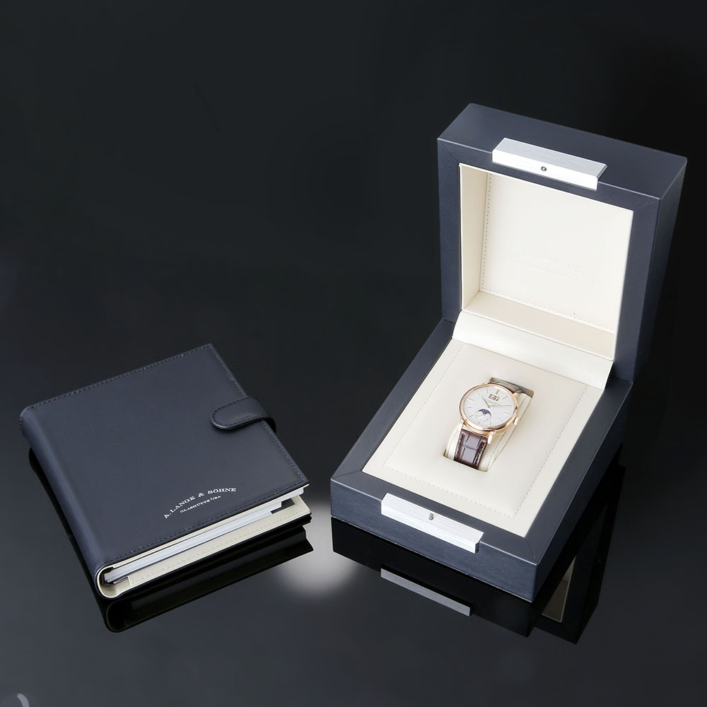 A. LANGE & SOHEN(USED)랑에운트죄네 작소니아 문페이즈
