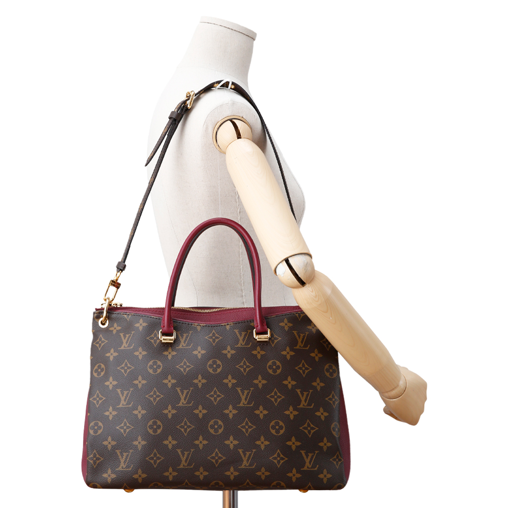 LOUIS VUITTON(USED)루이비통 모노그램 팔라스