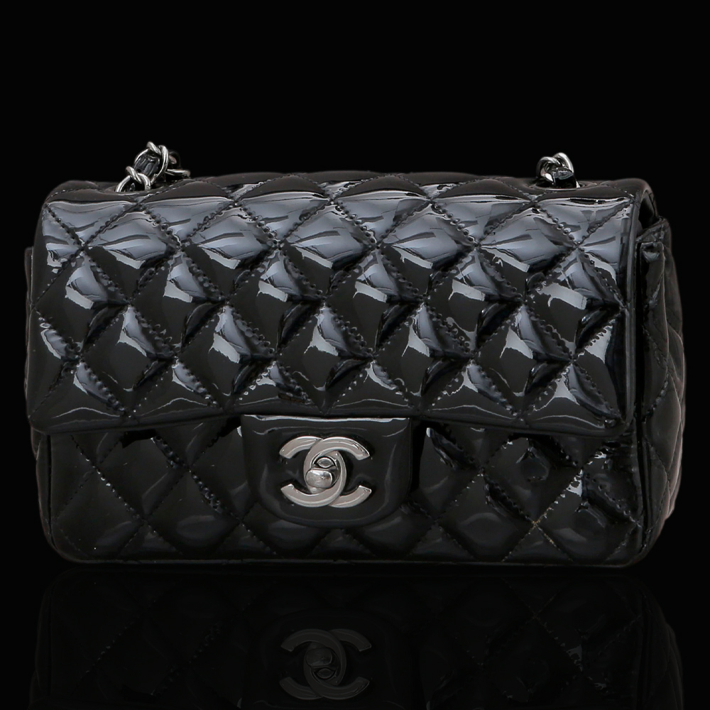 CHANEL(USED)샤넬 클래식 페이던트 뉴미니 크로스백