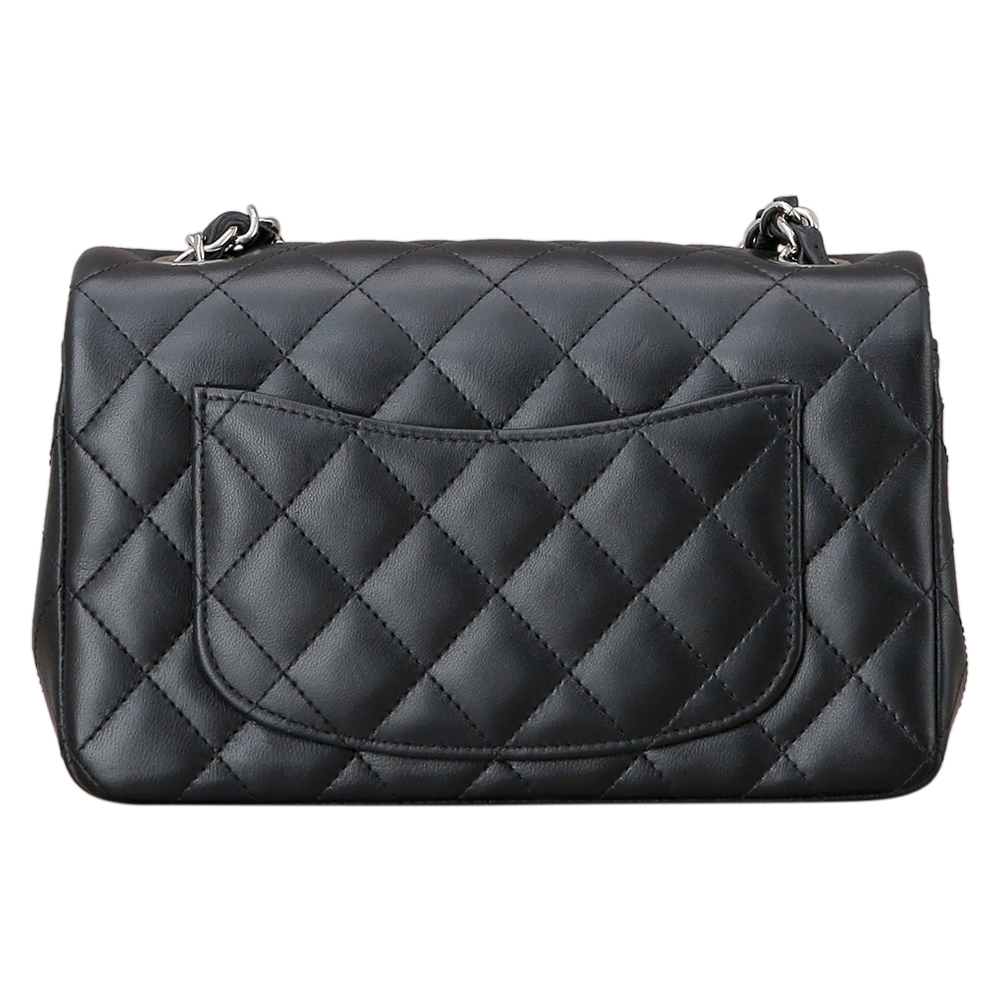CHANEL(USED)샤넬 클래식 램스킨 뉴미니 크로스백
