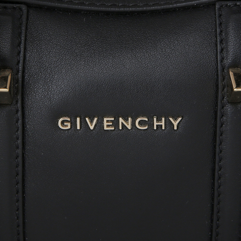 GIVENCHY(USED)지방시 루크레지아 미니