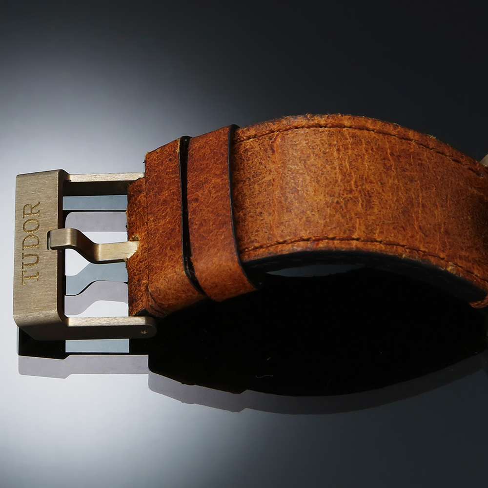 TUDOR(USED)튜더 블랙베이