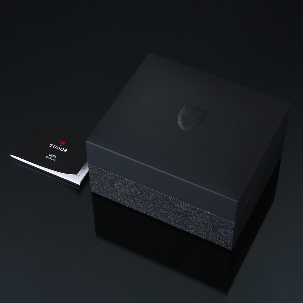 TUDOR(USED)튜더 블랙베이