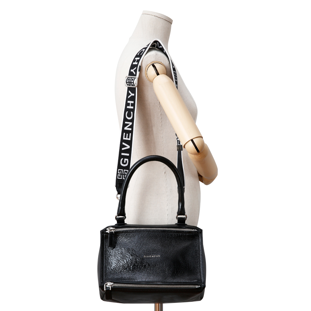 GIVENCHY(USED)지방시 4G스트랩 페이던트 판도라