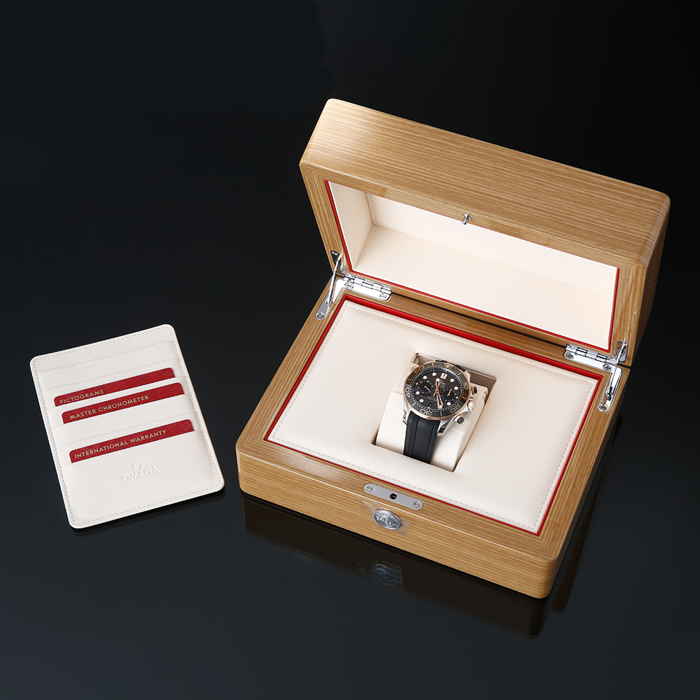 OMEGA(USED)오메가 씨마스터 다이버300 크로노 콤비