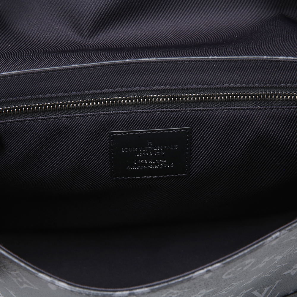 LOUIS VUITTON(USED)루이비통 모노그램 이클립스 보야제 메신저PM