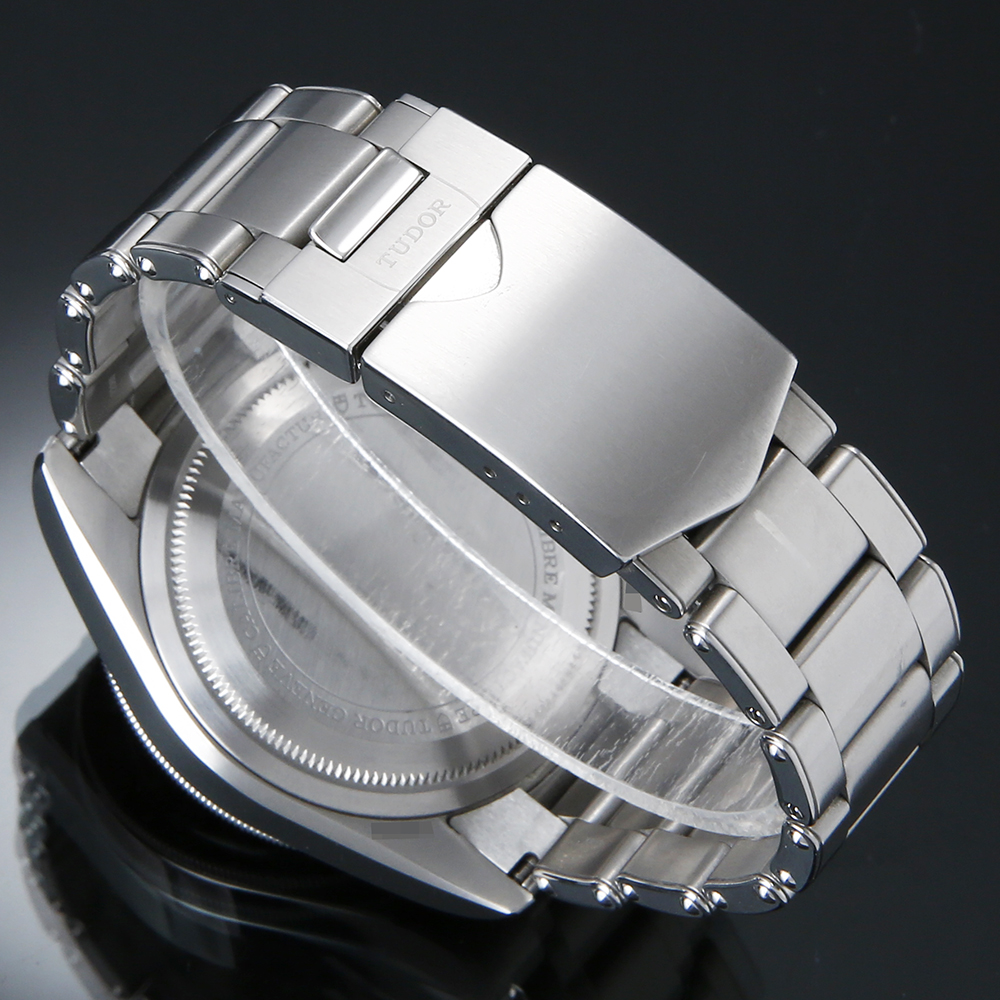 TUDOR(USED)튜더 블랙베이
