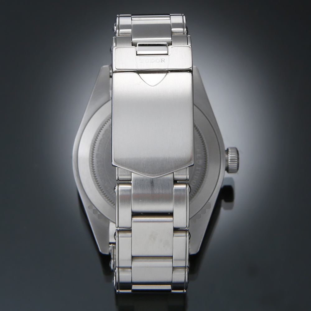TUDOR(USED)튜더 블랙베이