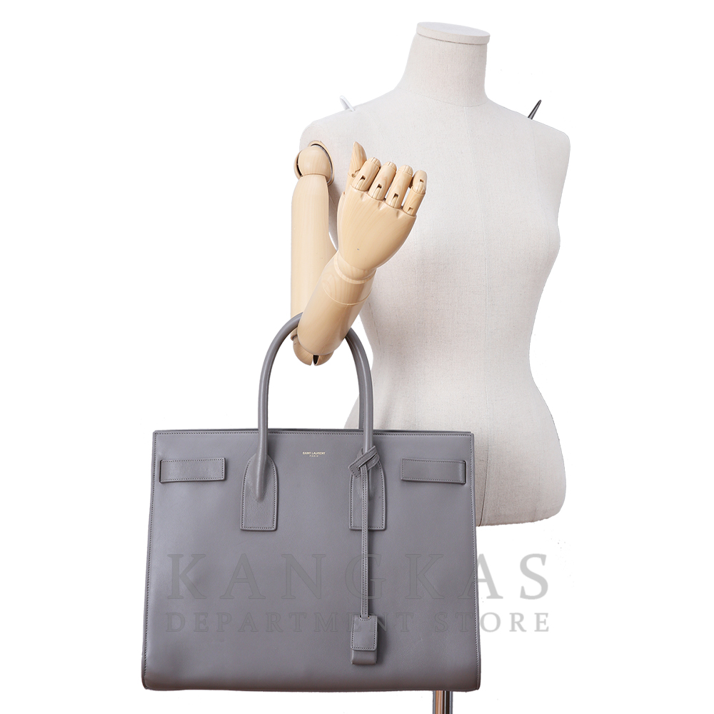 YVES SAINT LAURENT(USED)생로랑 삭 드쥬르