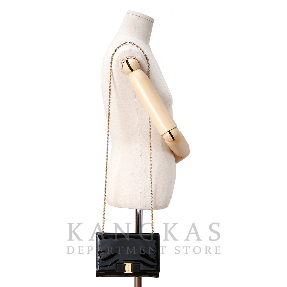 FERRAGAMO(USED)페레가모 바라리본 체인숄더백