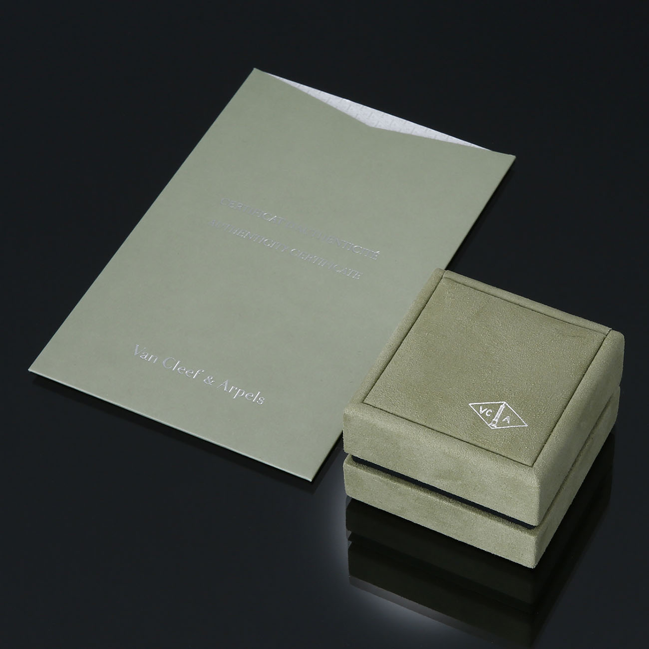 Van Cleef & Arpels(USED) 반클리프앤아펠 프리볼 다이아몬드 파베 네크리스