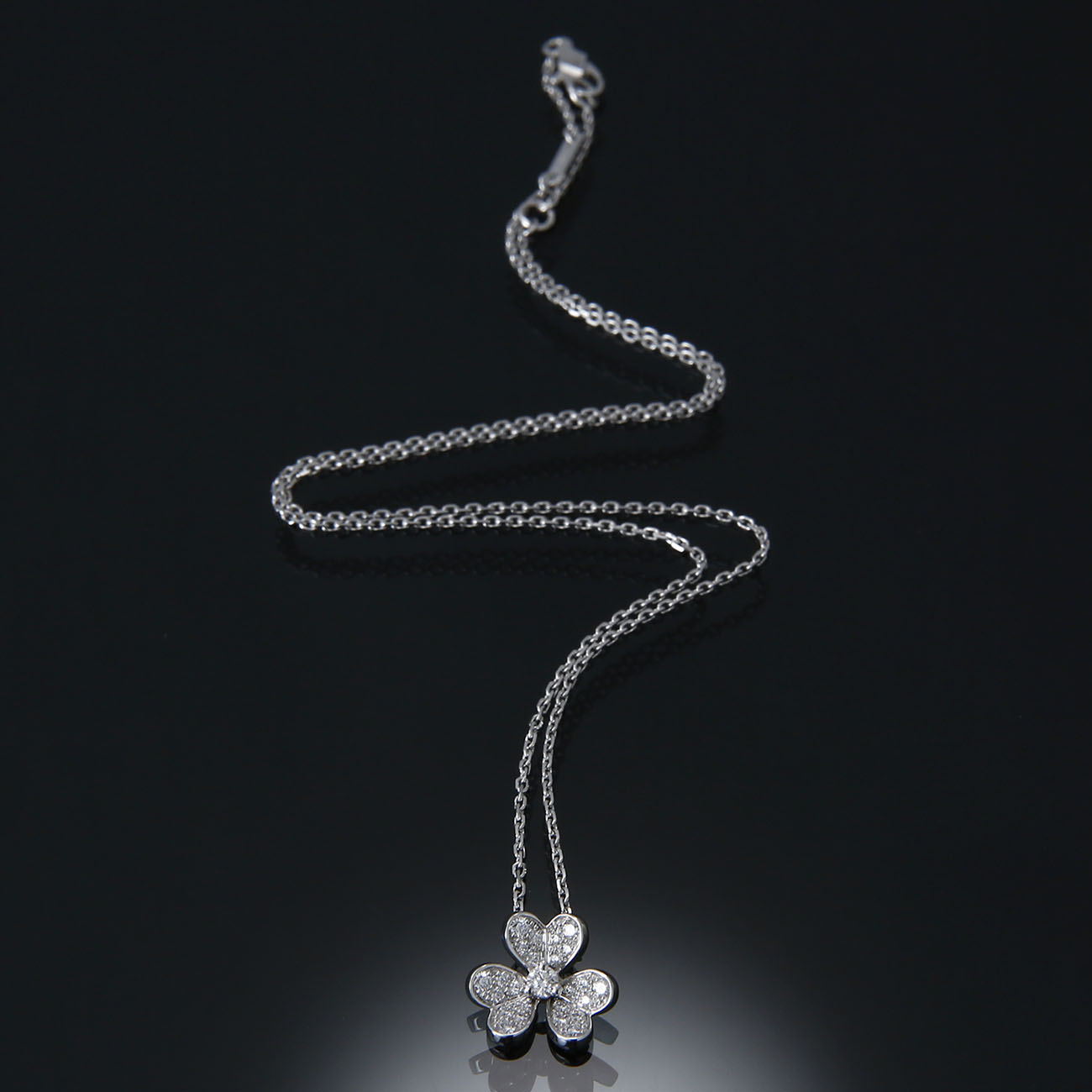Van Cleef & Arpels(USED) 반클리프앤아펠 프리볼 다이아몬드 파베 네크리스