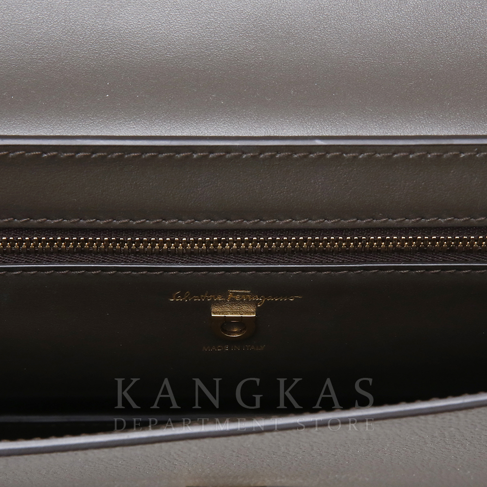 FERRAGAMO(USED) 페레가모 마고 클러치