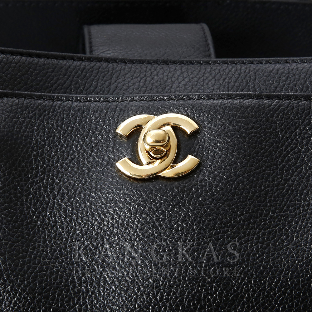 CHANEL(USED)샤넬 서프백 블랙 금장