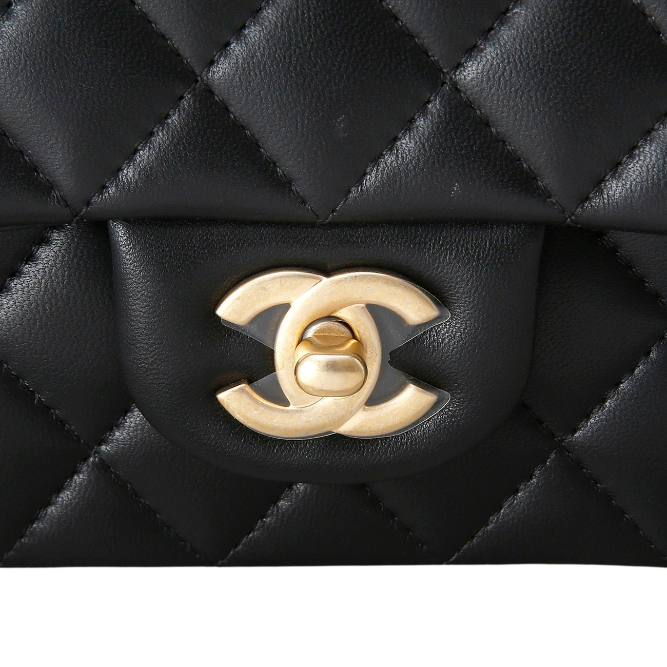 CHANEL(USED)샤넬 뉴미니 탑핸들 크로스백