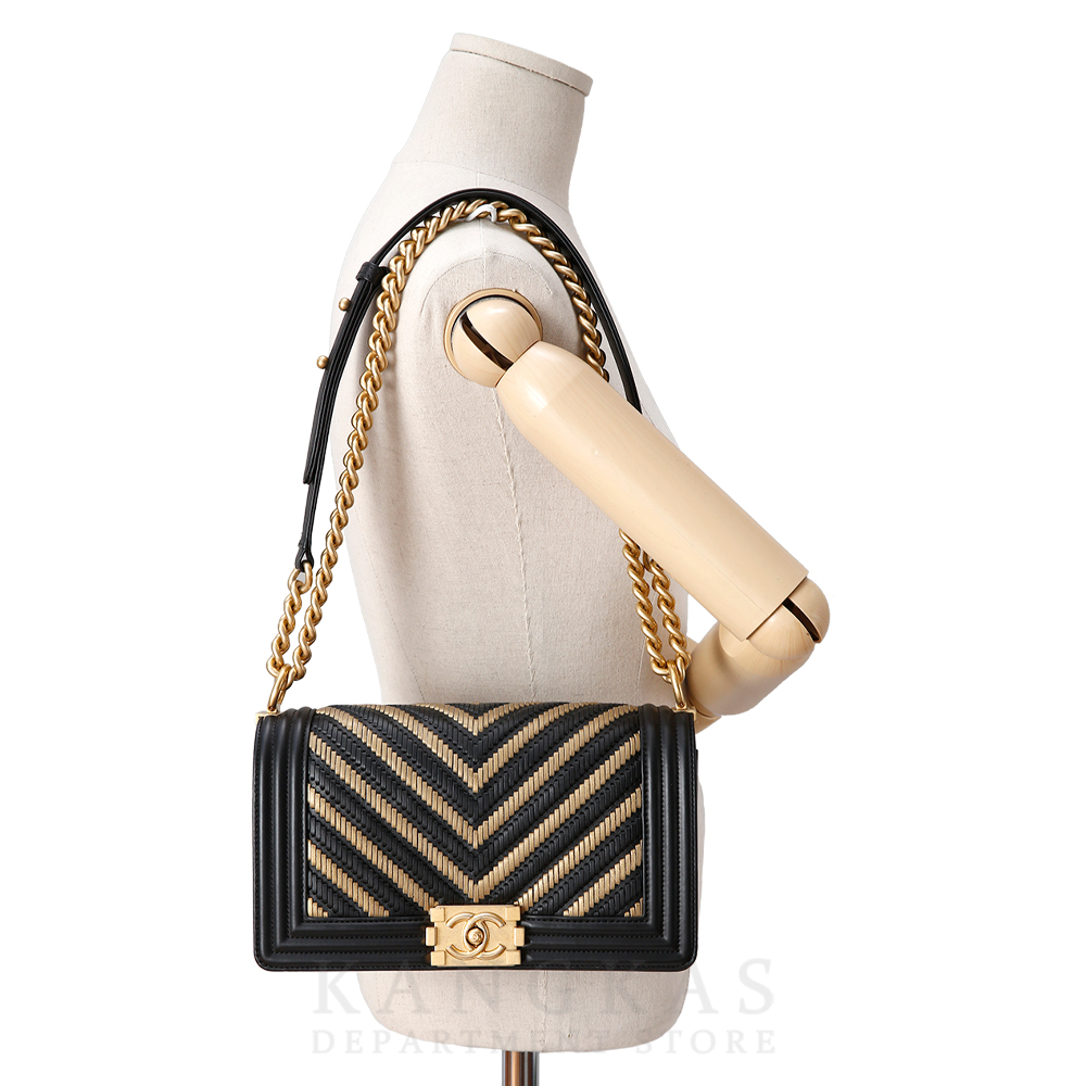 CHANEL(USED)샤넬 시즌 보이샤넬 쉐브론 미듐