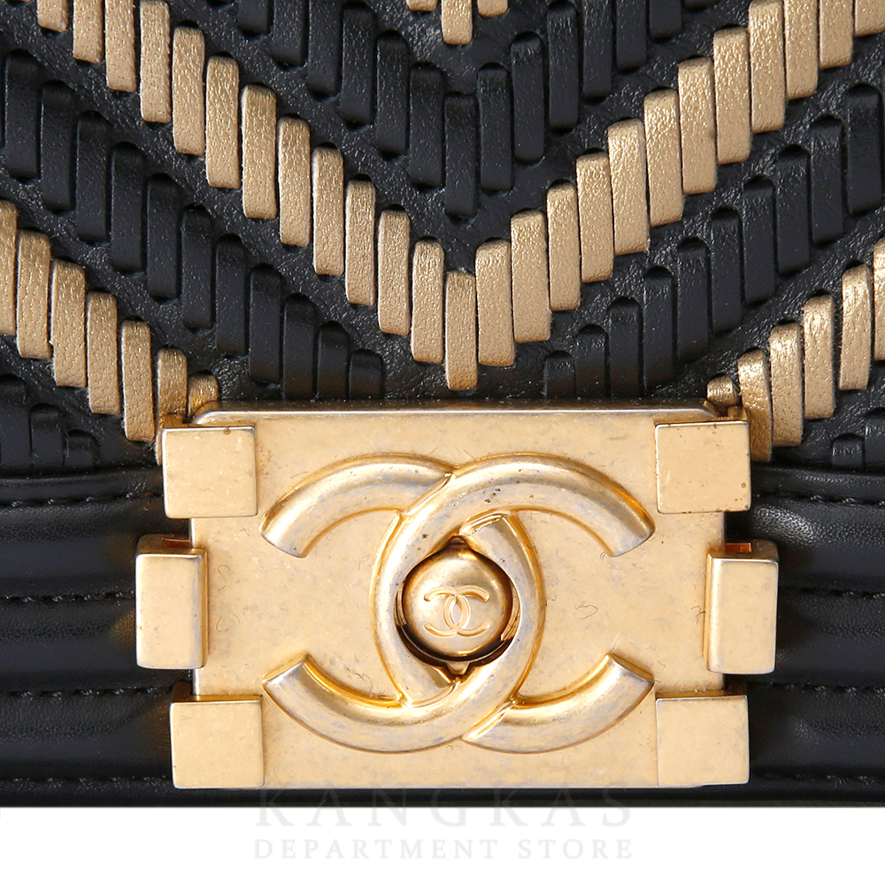 CHANEL(USED)샤넬 시즌 보이샤넬 쉐브론 미듐