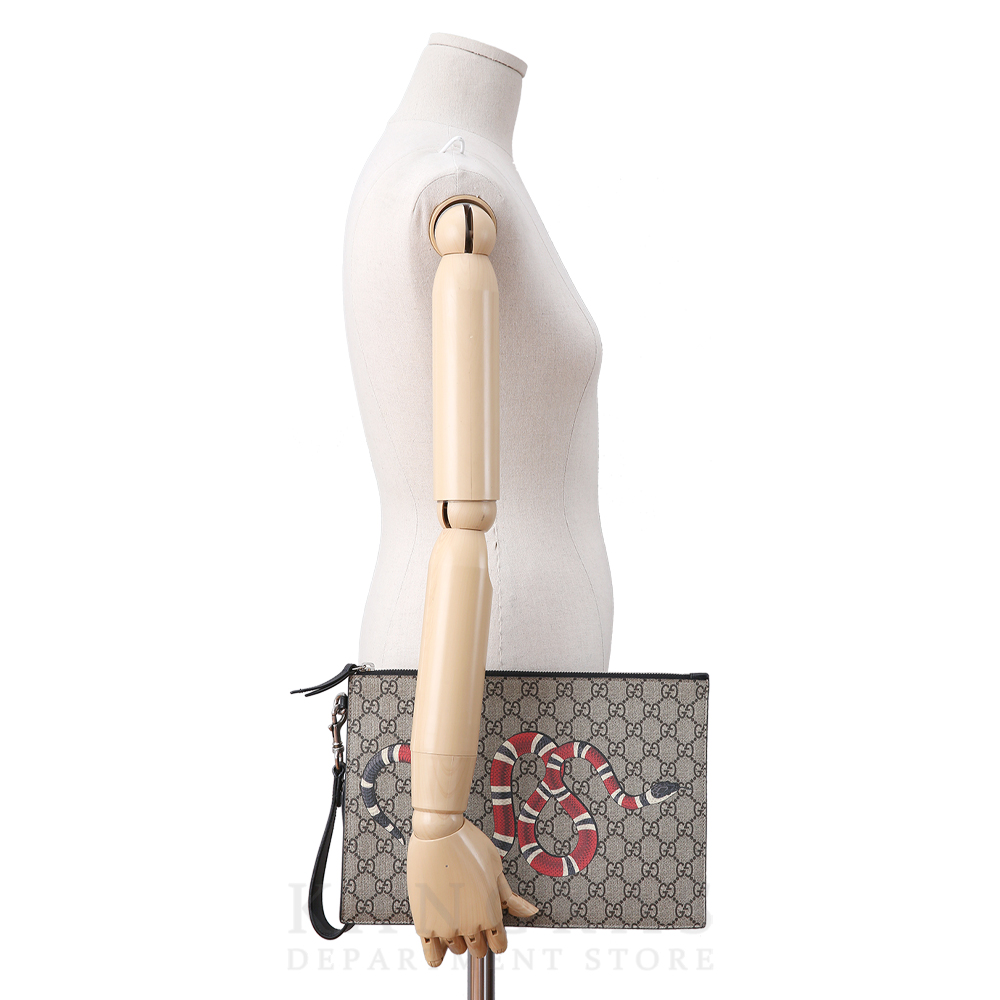 GUCCI(USED)구찌 GG로고 PVC 수프림 클러치백