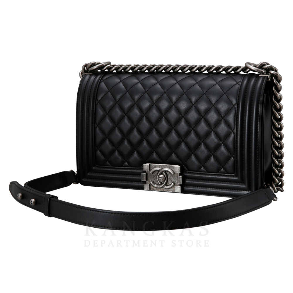 CHANEL(USED)샤넬  보이샤넬 램스킨 미듐