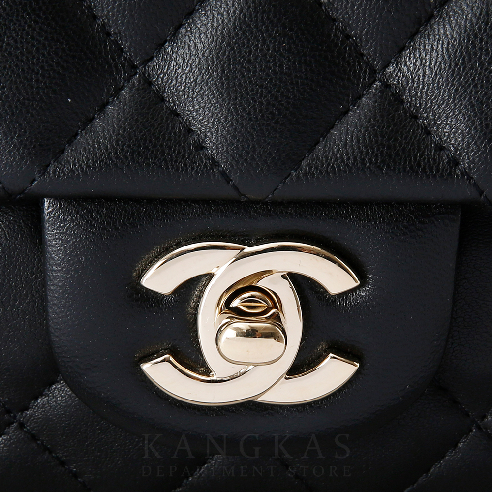 CHANEL(USED)샤넬 뉴미니 체인 숄더백