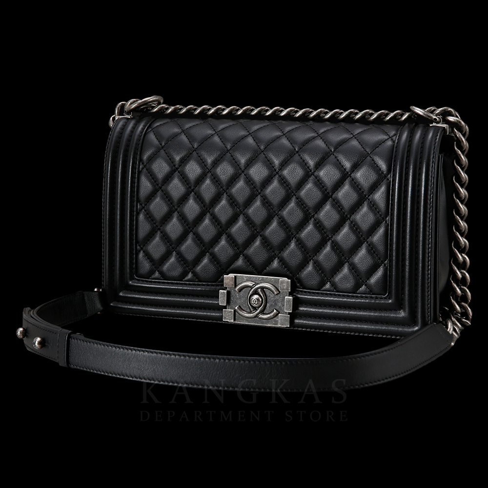 CHANEL(USED)샤넬  보이샤넬 램스킨 미듐