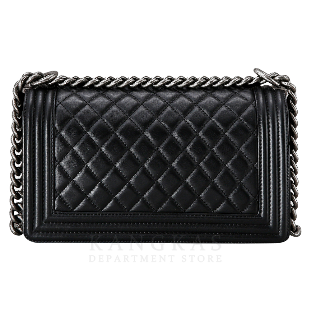 CHANEL(USED)샤넬  보이샤넬 램스킨 미듐