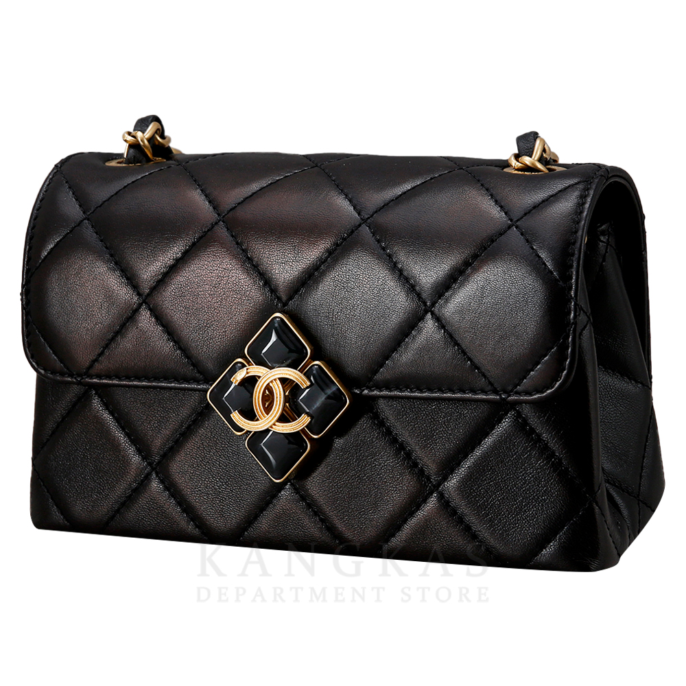 CHANEL 샤넬 시즌 다이아몬드락 체인 숄더백 (새상품)  NEW PRODUCT