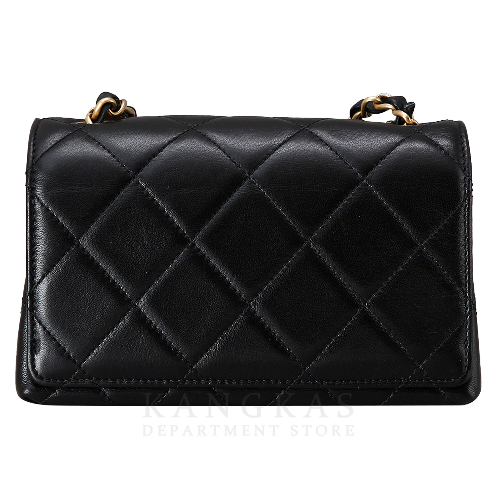 CHANEL 샤넬 시즌 다이아몬드락 체인 숄더백 (새상품)  NEW PRODUCT